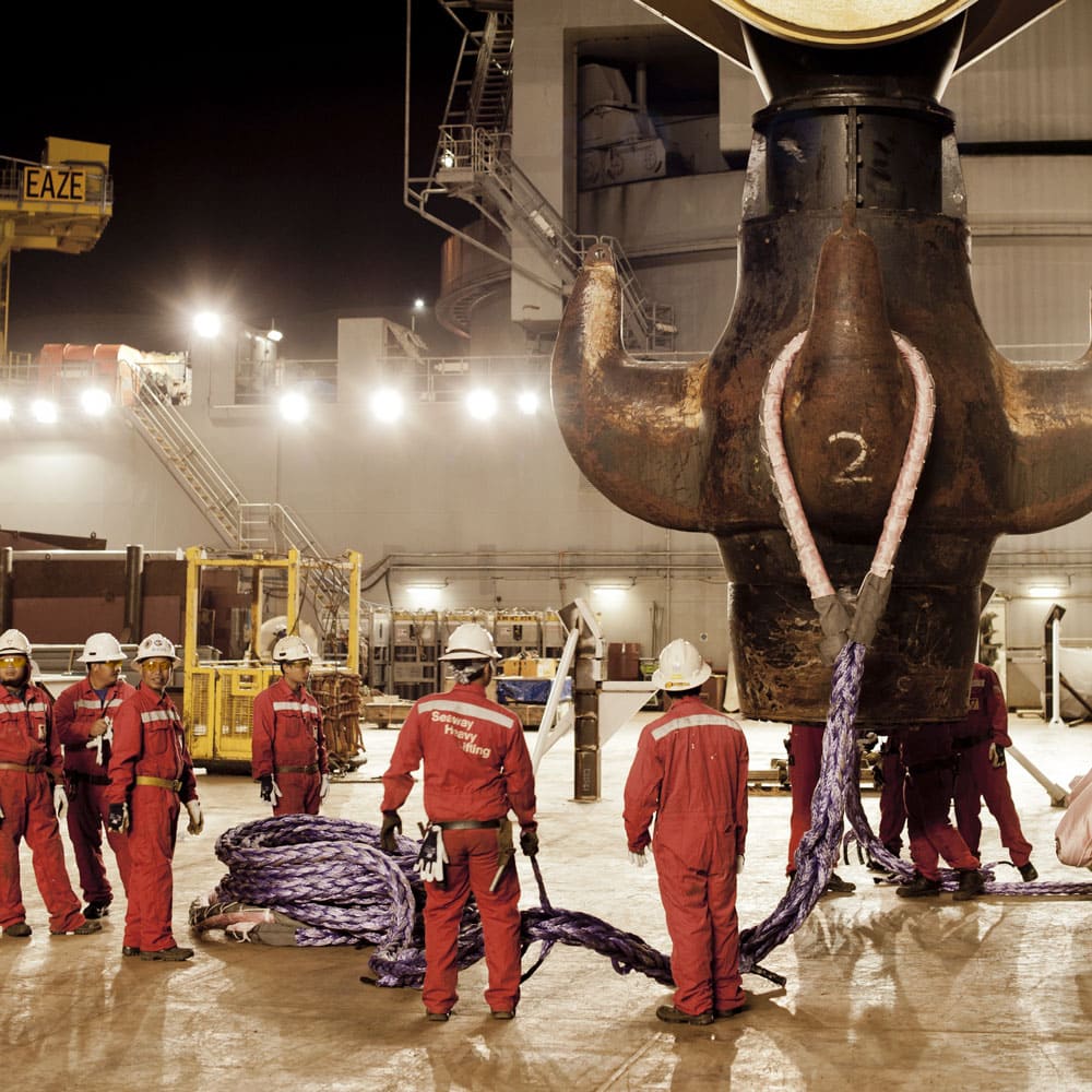 Preparing for heavy lift with Cortland Plasma® rope